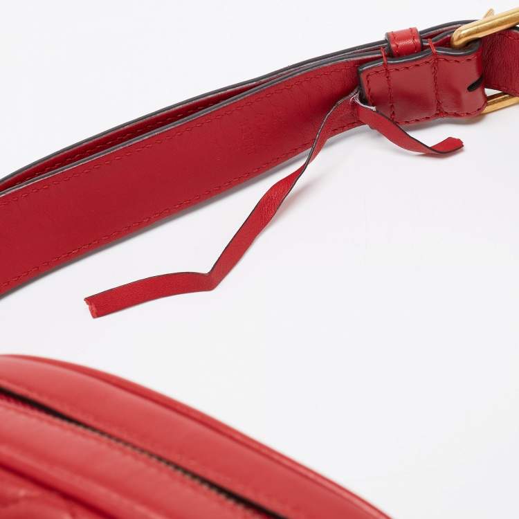 Pre Owned Gucci Red Matelassé Leather GG Marmont Belt Bag