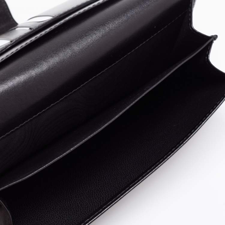 مملوكة مسبقًا Gucci Black Patent Leather Hysteria Continental Wallet