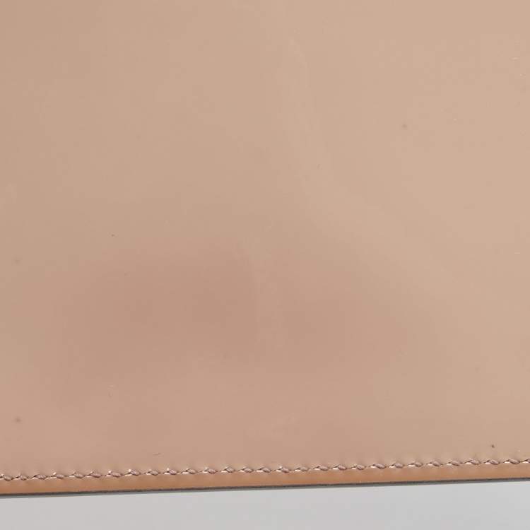 Pre Owned Gucci Beige Patent Leather Bright Bit Clutch
