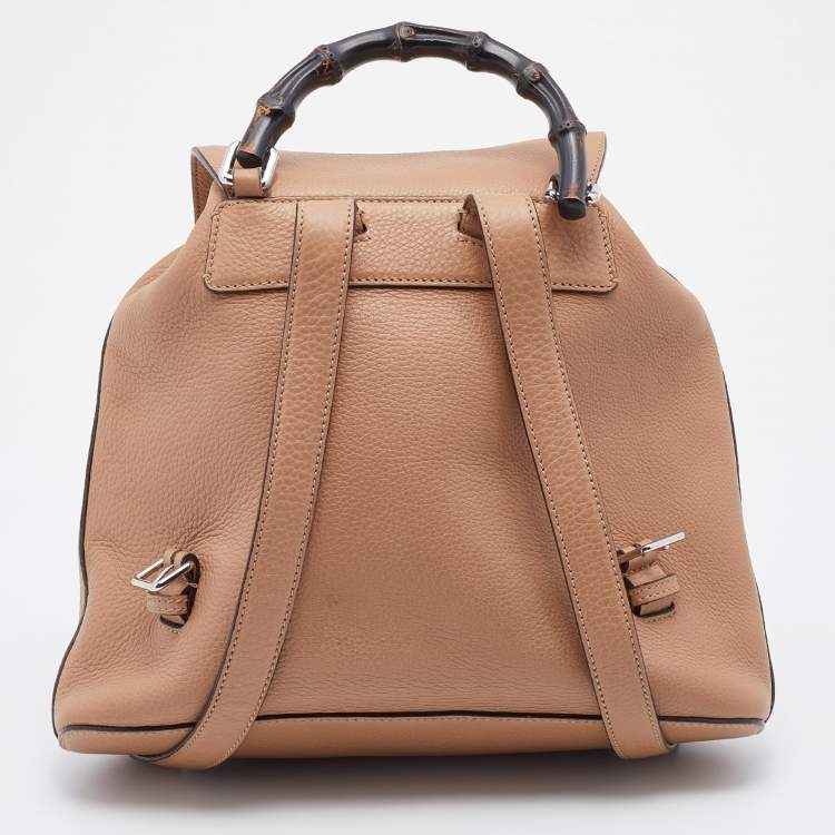 مملوكة مسبقًا Gucci Beige Leather Tassel Bamboo Backpack