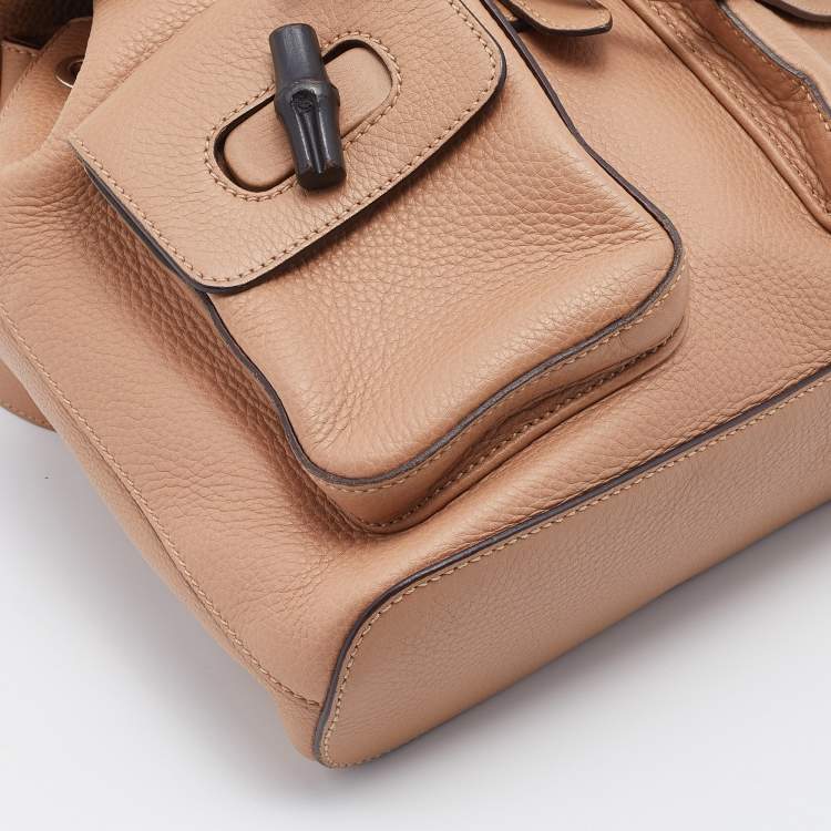 مملوكة مسبقًا Gucci Beige Leather Tassel Bamboo Backpack
