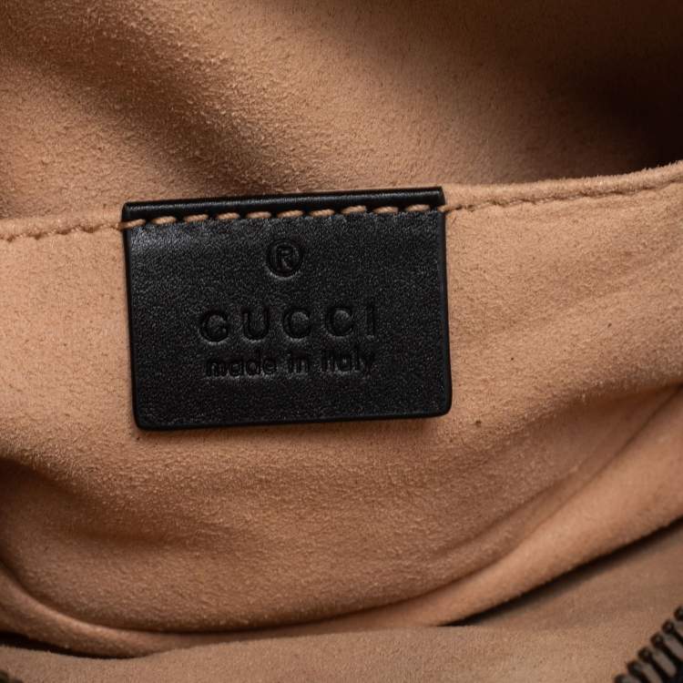 Pre Owned Gucci Black Matelassé  Leather GG Marmont Belt Bag