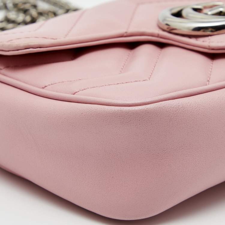 مملوكة مسبقًا Gucci Pink Matelassé Leather Super Mini GG Marmont Shoulder Bag