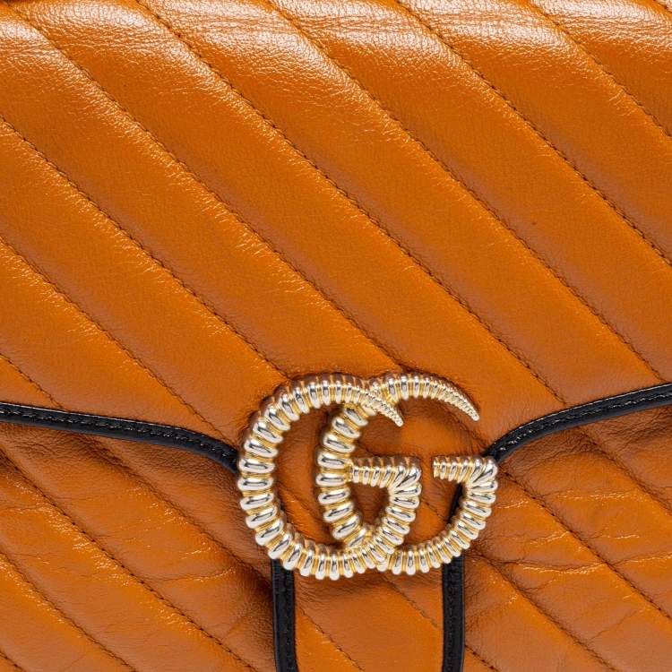 مملوكة مسبقًا Gucci Tan/Black Diagonal Quilted Leather GG Marmont Torchon Top Handle Bag