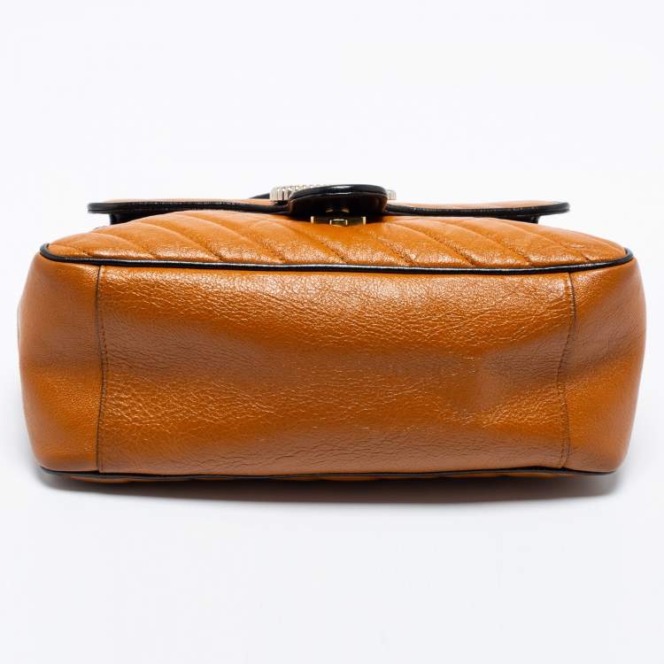 مملوكة مسبقًا Gucci Tan/Black Diagonal Quilted Leather GG Marmont Torchon Top Handle Bag