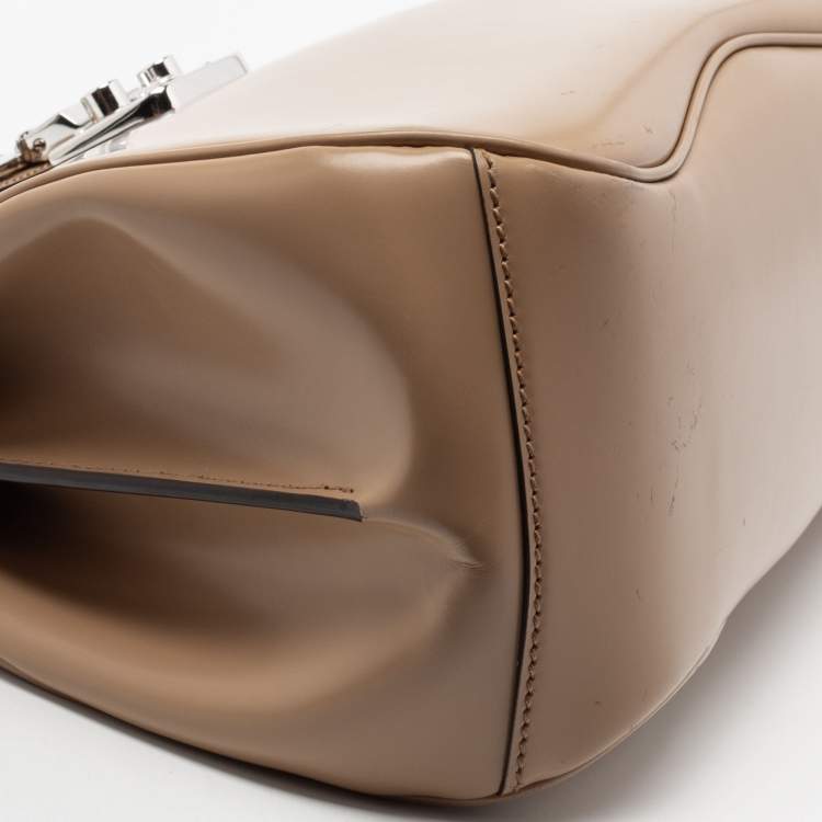 Pre Owned Gucci Beige Leather Lady Lock Bamboo Top Handle Bag