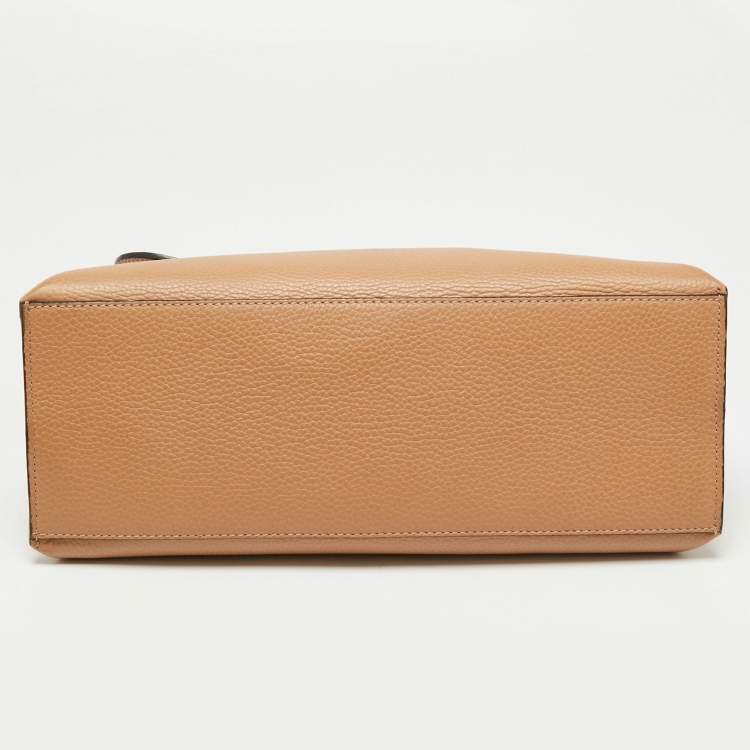 Pre Owned Gucci Beige Leather Medium Bamboo Daily Top Handle Bag