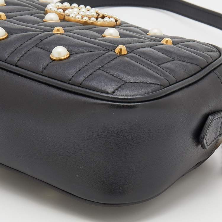 مملوكة مسبقًا Gucci Black Quilted Leather Embellished Small GG Marmont Shoulder Bag