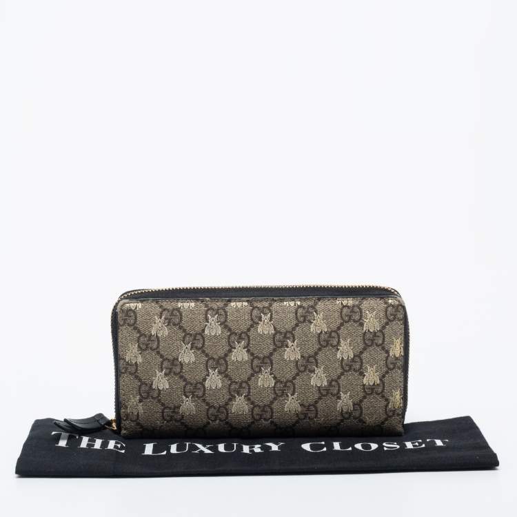 Pre Owned Gucci Beige/Brown GG Supreme Canvas Bee Zip Around Wallet