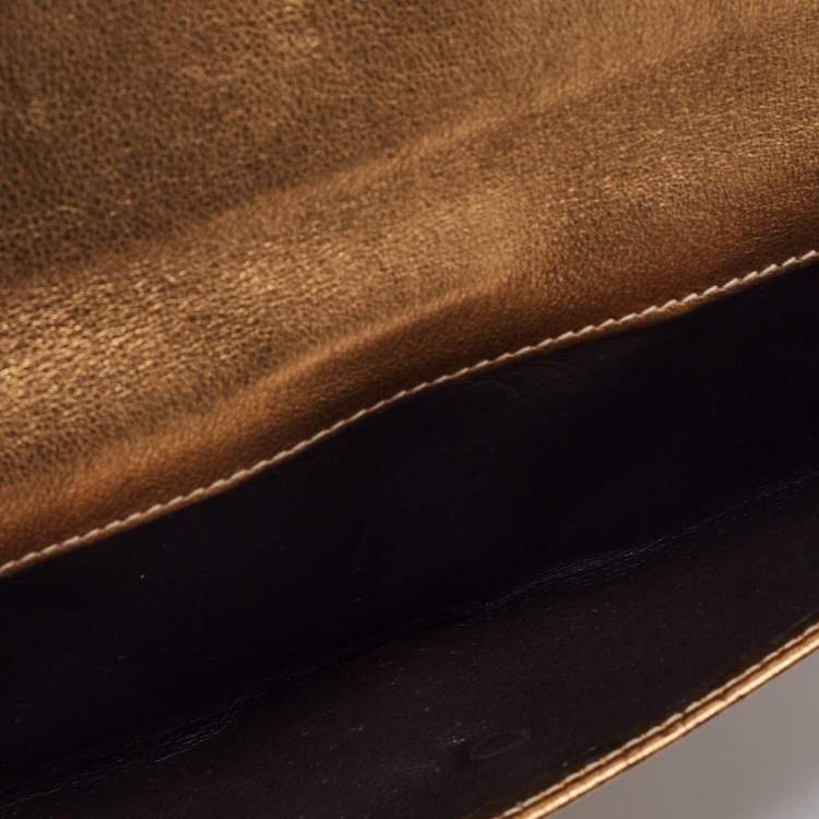 مملوكة مسبقًا Gucci Metallic Gold Guccissima Leather Flap Continental Wallet