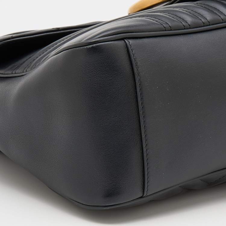 Pre Owned Gucci Black Leather Medium GG Marmont Top Handle Bag
