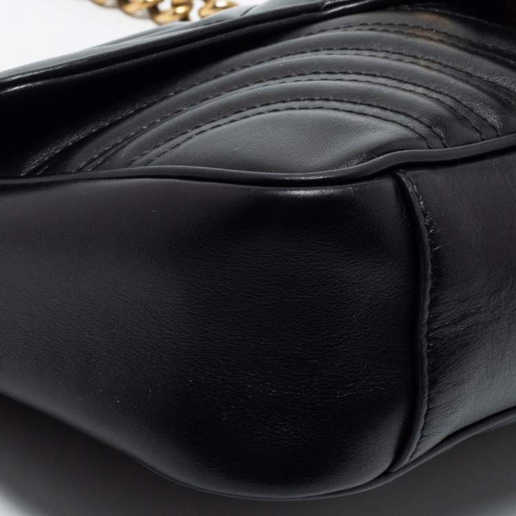 Pre Owned Gucci Black Matelassé Leather Small GG Marmont Shoulder Bag