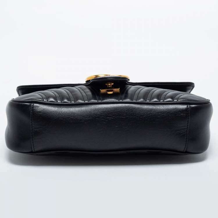Pre Owned Gucci Black Matelassé Leather Small GG Marmont Shoulder Bag