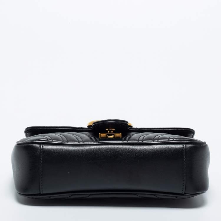 Pre Owned Gucci Black Matelassé Leather GG Marmont Super Small Shoulder Bag