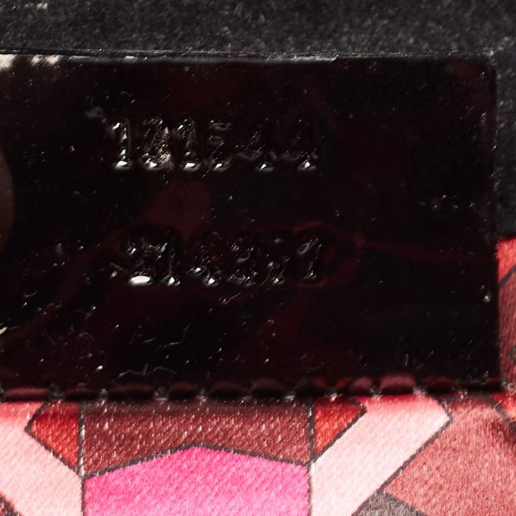Pre Owned Gucci Black Patent Leather Romy Clutch