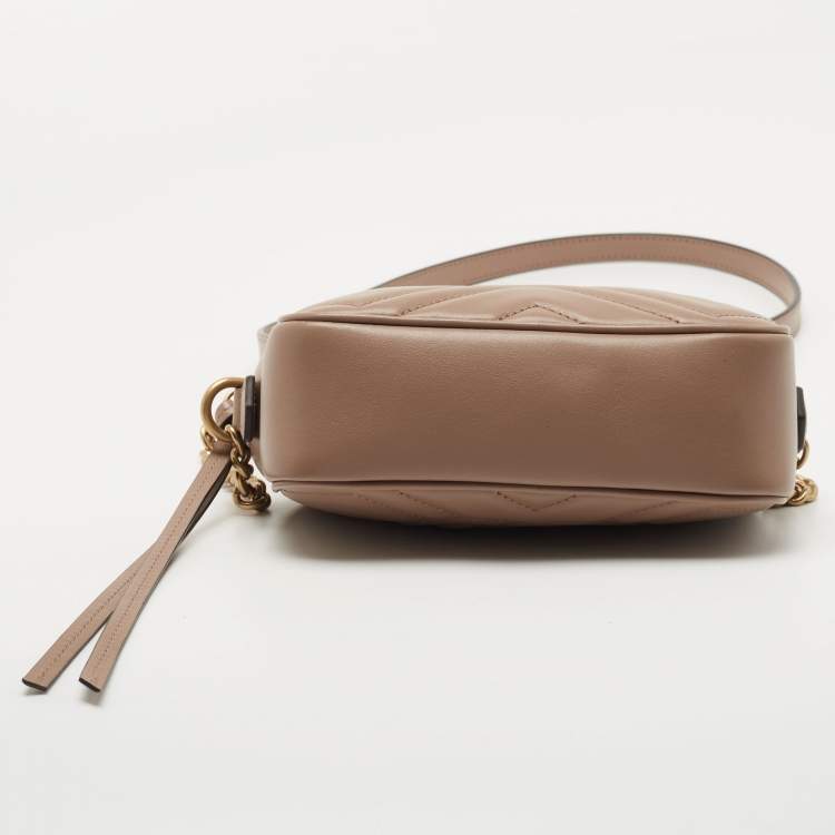 Pre Owned Gucci Beige Matelassé Leather Mini GG Marmont Camera Bag