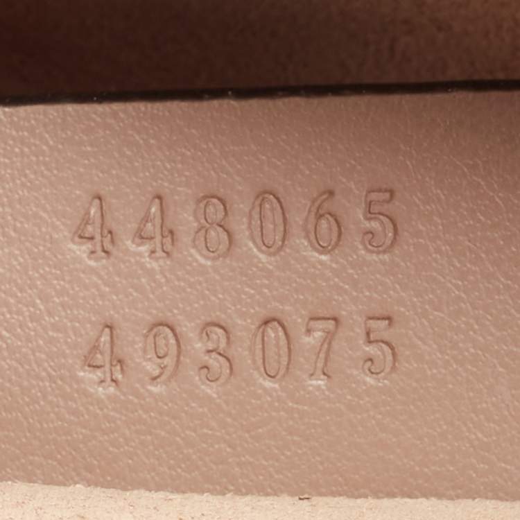 Pre Owned Gucci Beige Matelassé Leather Mini GG Marmont Camera Bag