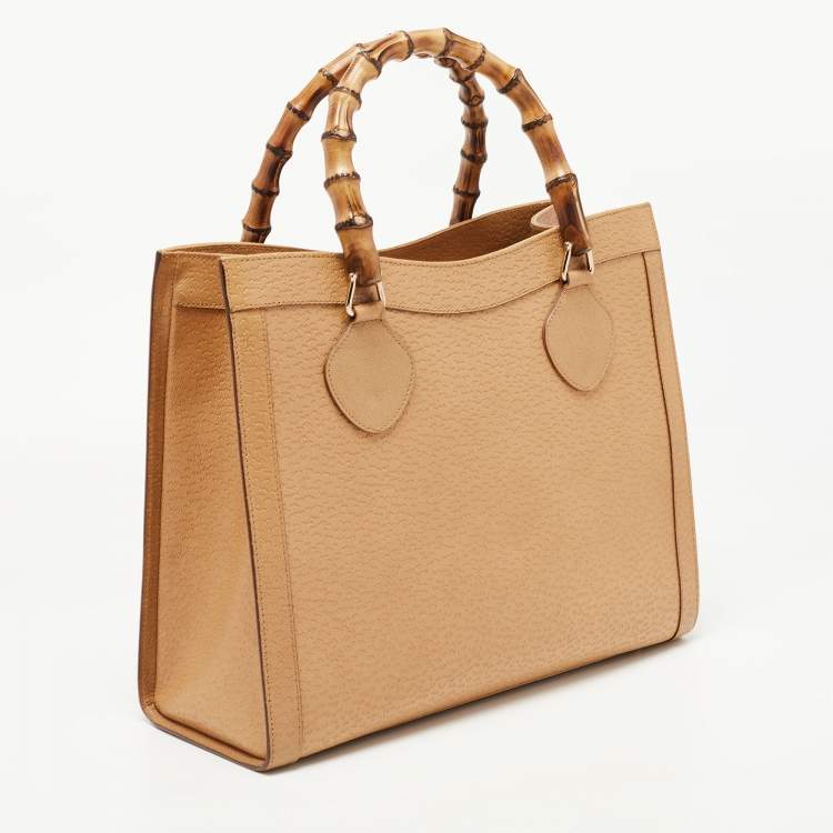 مملوكة مسبقًا Gucci Tan Leather Medium Diana Tote