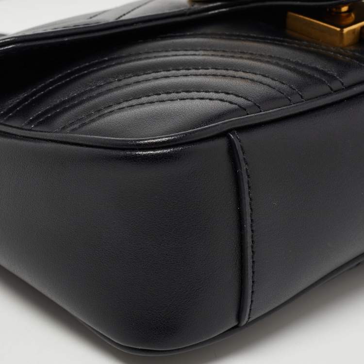 Pre Owned Gucci Black Matelassé Leather Mini GG Marmont Shoulder Bag