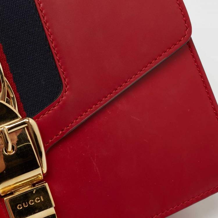 Pre Owned Gucci Red Leather Sylvie Shoulder Bag