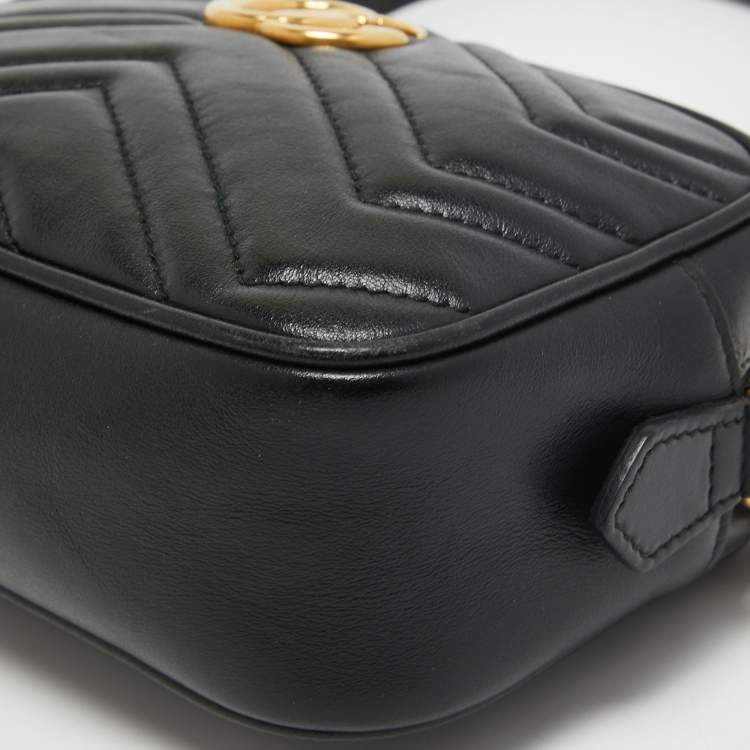 Pre Owned Gucci Black Matelassé Leather Mini GG Marmont Camera Bag