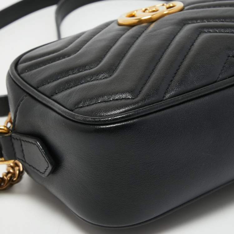 Pre Owned Gucci Black Matelassé Leather Mini GG Marmont Camera Bag