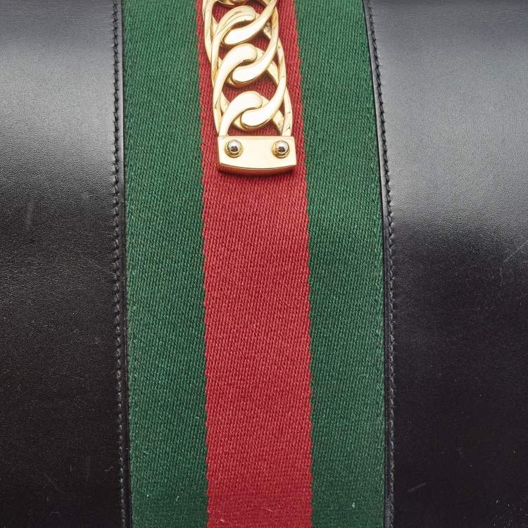 Pre Owned Gucci Black Leather Medium Sylvie Top Handle Bag
