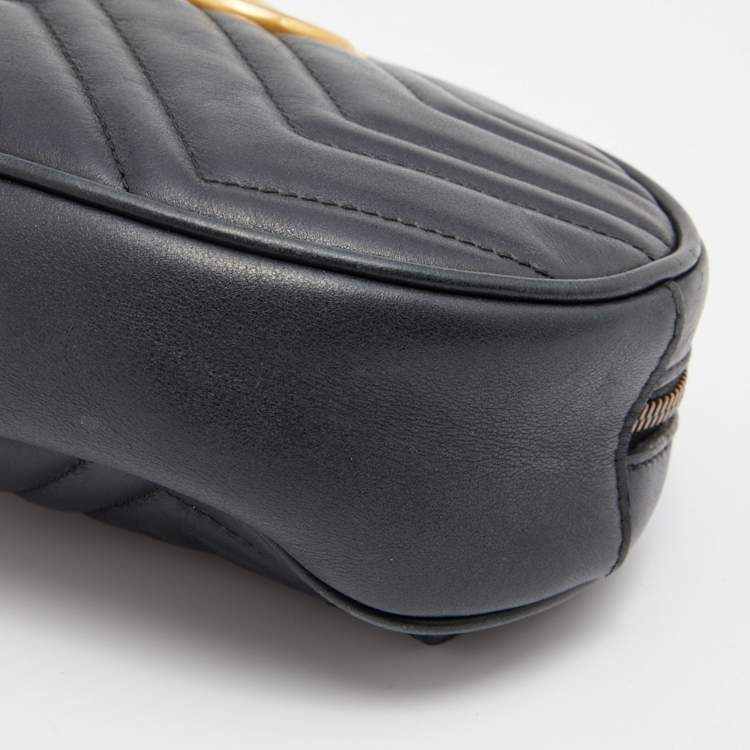 Pre Owned Gucci Black Matelassé Leather GG Marmont Belt Bag