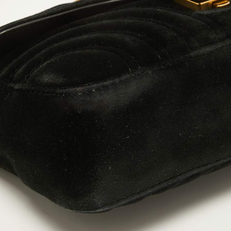 Pre Owned Gucci Black Matelasse Velvet Mini GG Marmont Shoulder Bag
