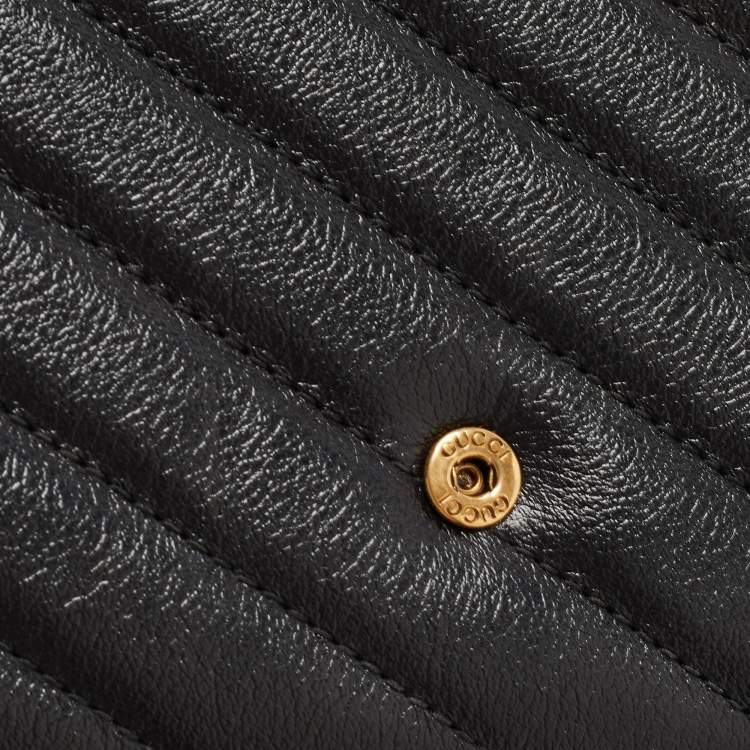 Pre Owned Gucci Black/Red Diagonal Quilt Leather GG Marmont Torchon Wallet on Chain