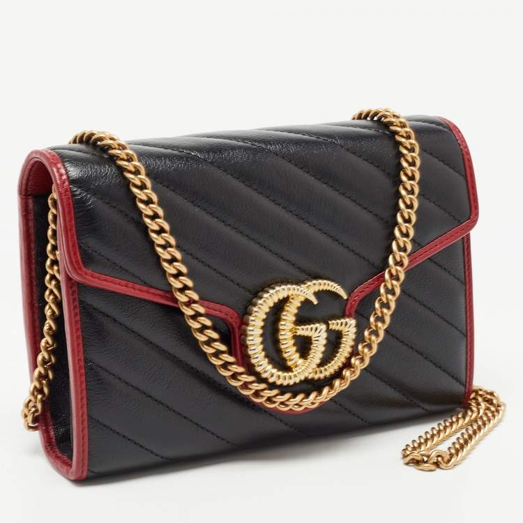 Pre Owned Gucci Black/Red Diagonal Quilt Leather GG Marmont Torchon Wallet on Chain