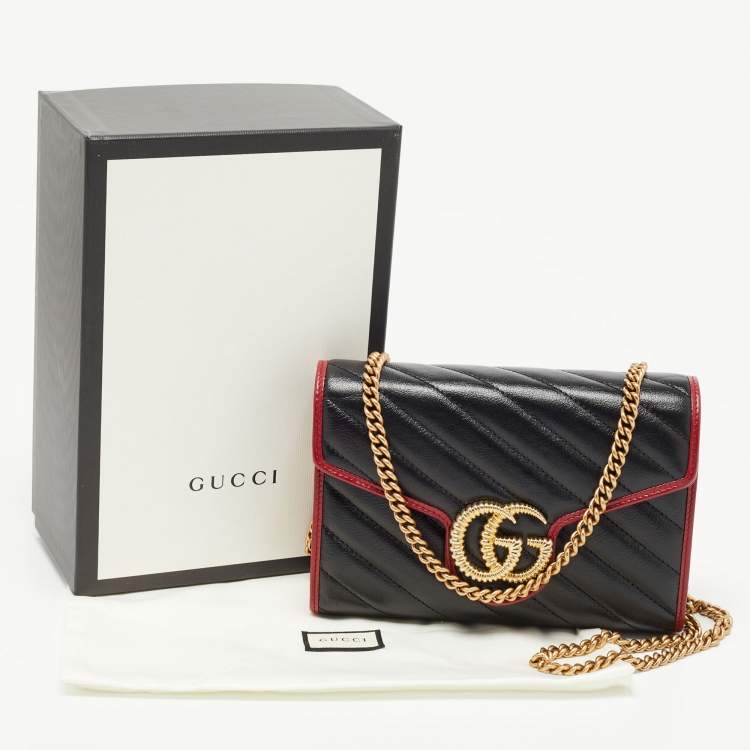 Pre Owned Gucci Black/Red Diagonal Quilt Leather GG Marmont Torchon Wallet on Chain