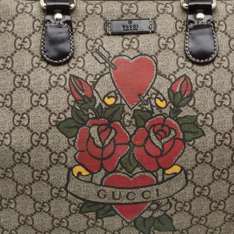 مملوكة مسبقًا Gucci Beige/Ebony GG Supreme Canvas Medium Tattoo Heart Joy Boston Bag