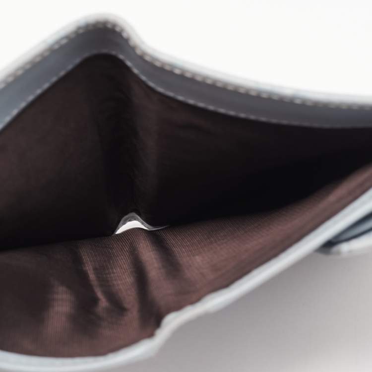 Pre Owned Gucci Light Blue Guccissima Leather Trifold Flap Wallet