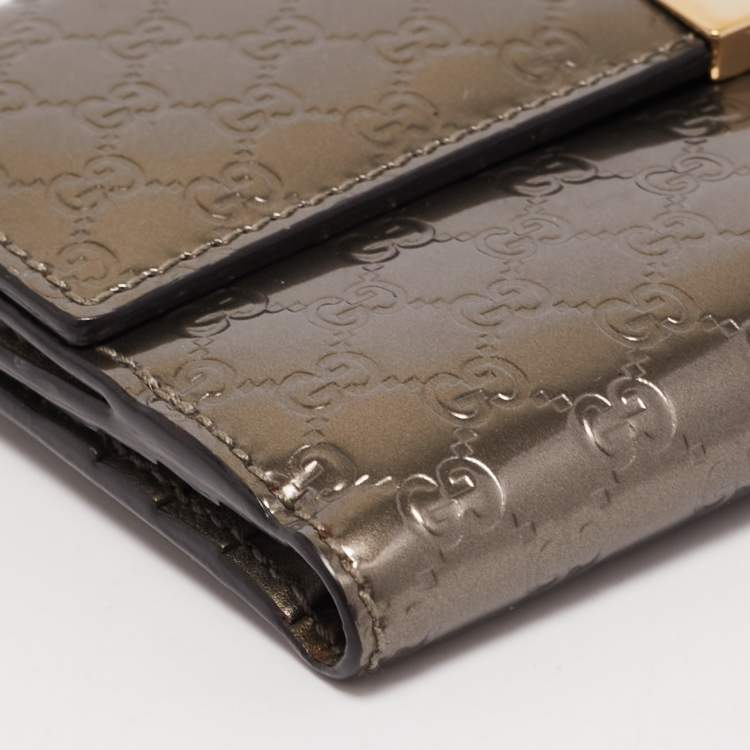 Pre Owned Gucci Light Brown Microguccissima Patent Leather Metal Bar French Wallet
