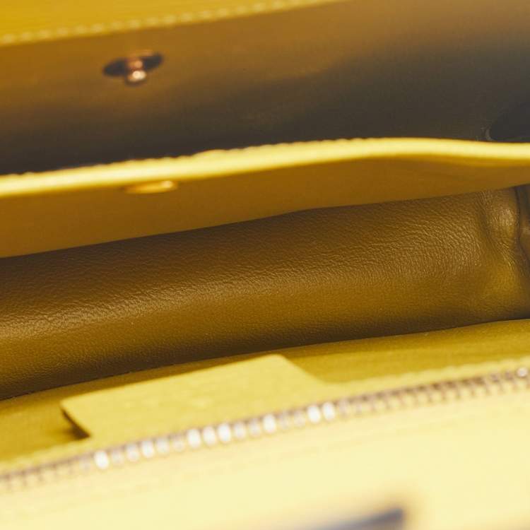 Pre Owned Gucci Yellow/Blue Leather Shanghai Heartbeat Top Handle Bag