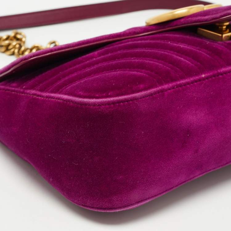 Pre Owned Gucci Magenta Matelassé Velvet Small GG Marmont Shoulder Bag