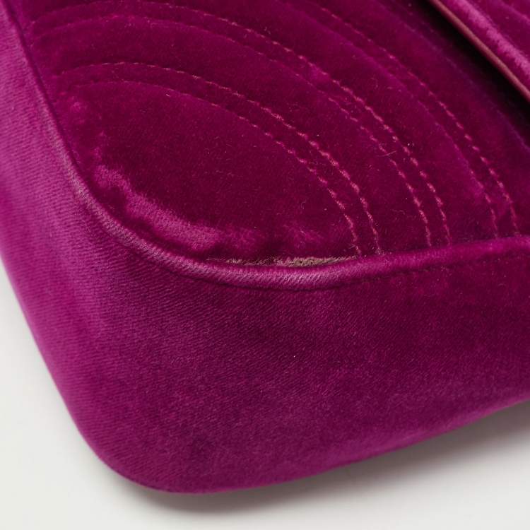 Pre Owned Gucci Magenta Matelassé Velvet Small GG Marmont Shoulder Bag