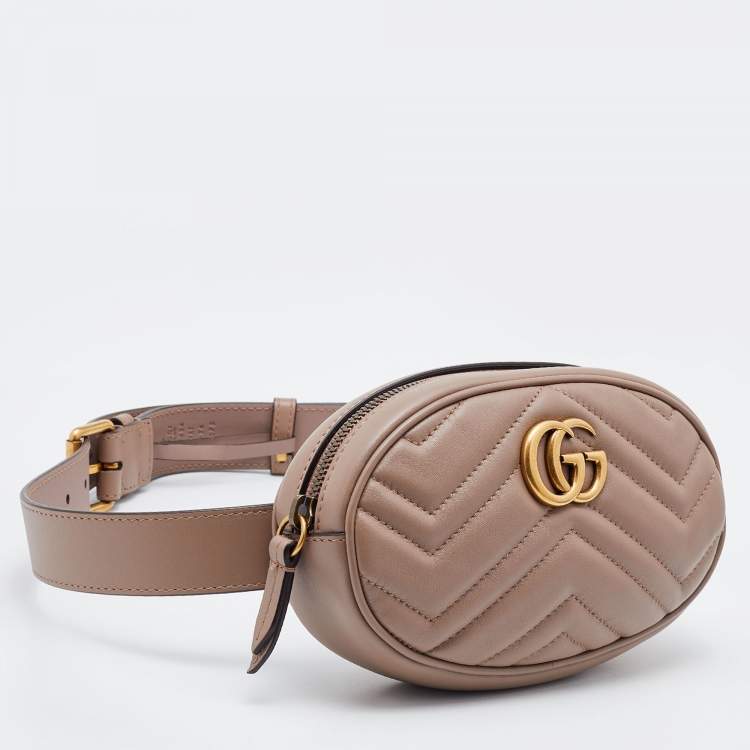 Pre Owned Gucci Beige Matelassé Leather GG Marmont Belt Bag