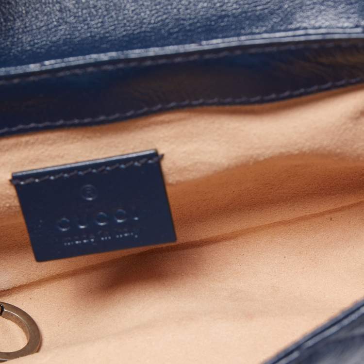 Pre Owned Gucci Dark Blue/White Diagonal Matelasse Leather Super Mini GG Marmont Bag