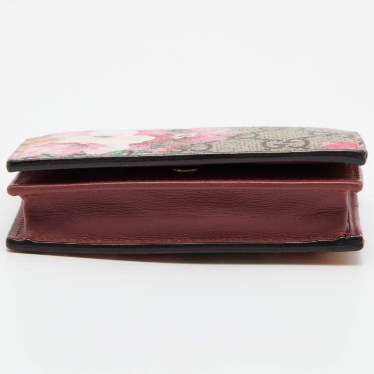 مملوكة مسب�قًا Gucci Multicolor GG Supreme Blooms Canvas Card Case