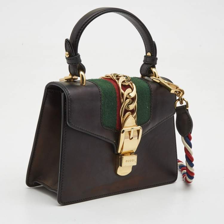 Pre Owned Gucci Black Leather Mini Sylvie Top Handle Bag