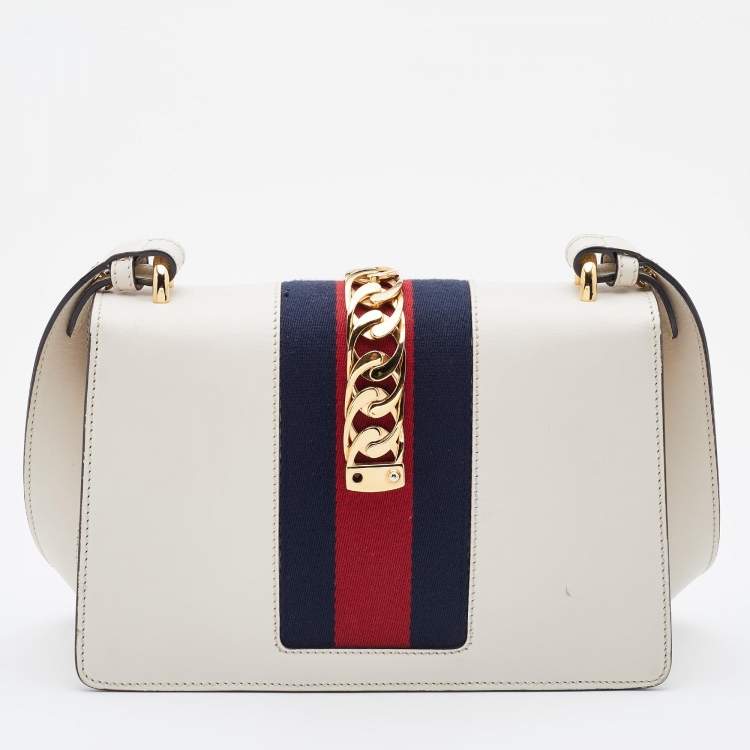 Pre Owned Gucci Off White Leather Small Web Sylvie Shoulder Bag