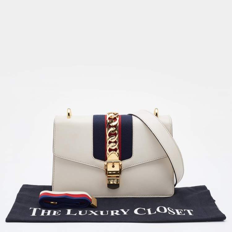 Pre Owned Gucci Off White Leather Small Web Sylvie Shoulder Bag