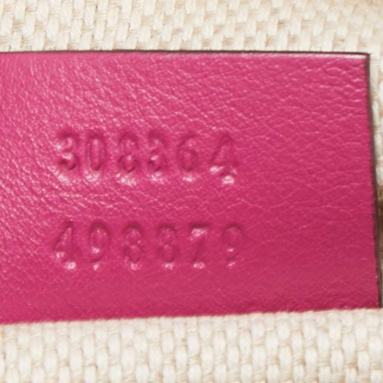 Pre Owned Gucci Magenta Patent Leather Small Soho Disco Crossbody Bag