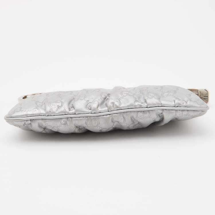 Pre Owned Gucci Silver Guccissima Leather Interlocking G Wristlet Clutch