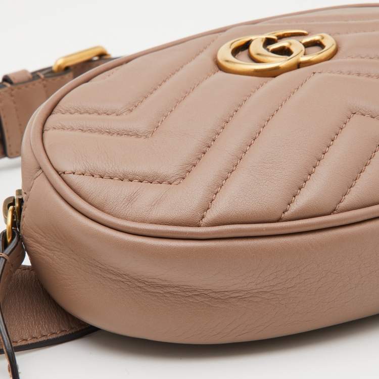 Pre Owned Gucci Beige Matelasse Leather GG Marmont Belt Bag