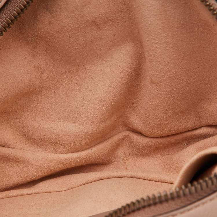 Pre Owned Gucci Beige Matelasse Leather GG Marmont Belt Bag