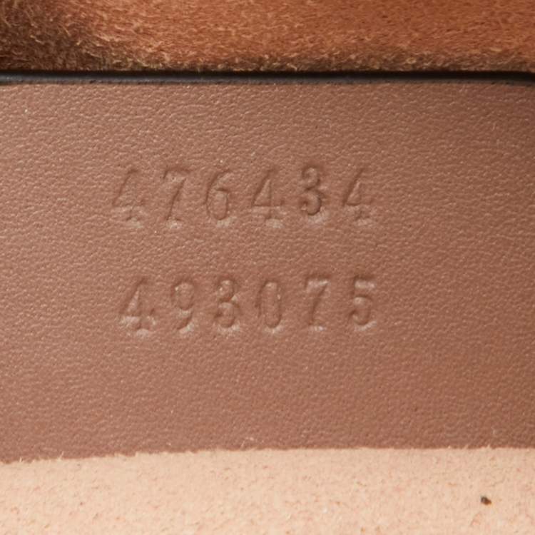 Pre Owned Gucci Beige Matelassé Leather GG Marmont Belt Bag
