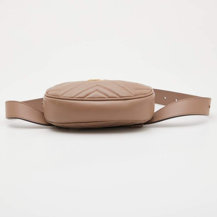 Pre Owned Gucci Beige Matelassé Leather GG Marmont Belt Bag